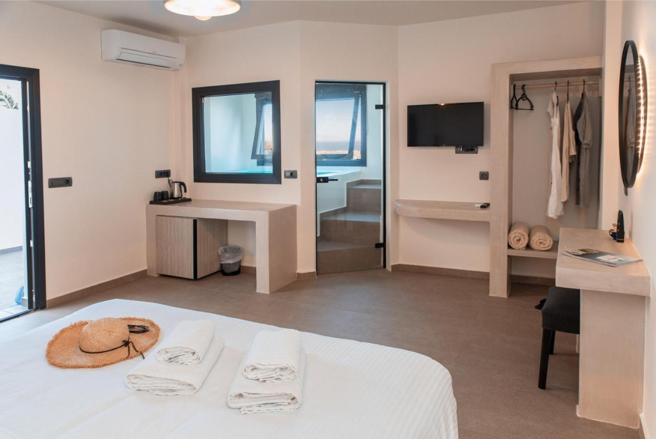 North Wind Luxury Suites Oía Dış mekan fotoğraf