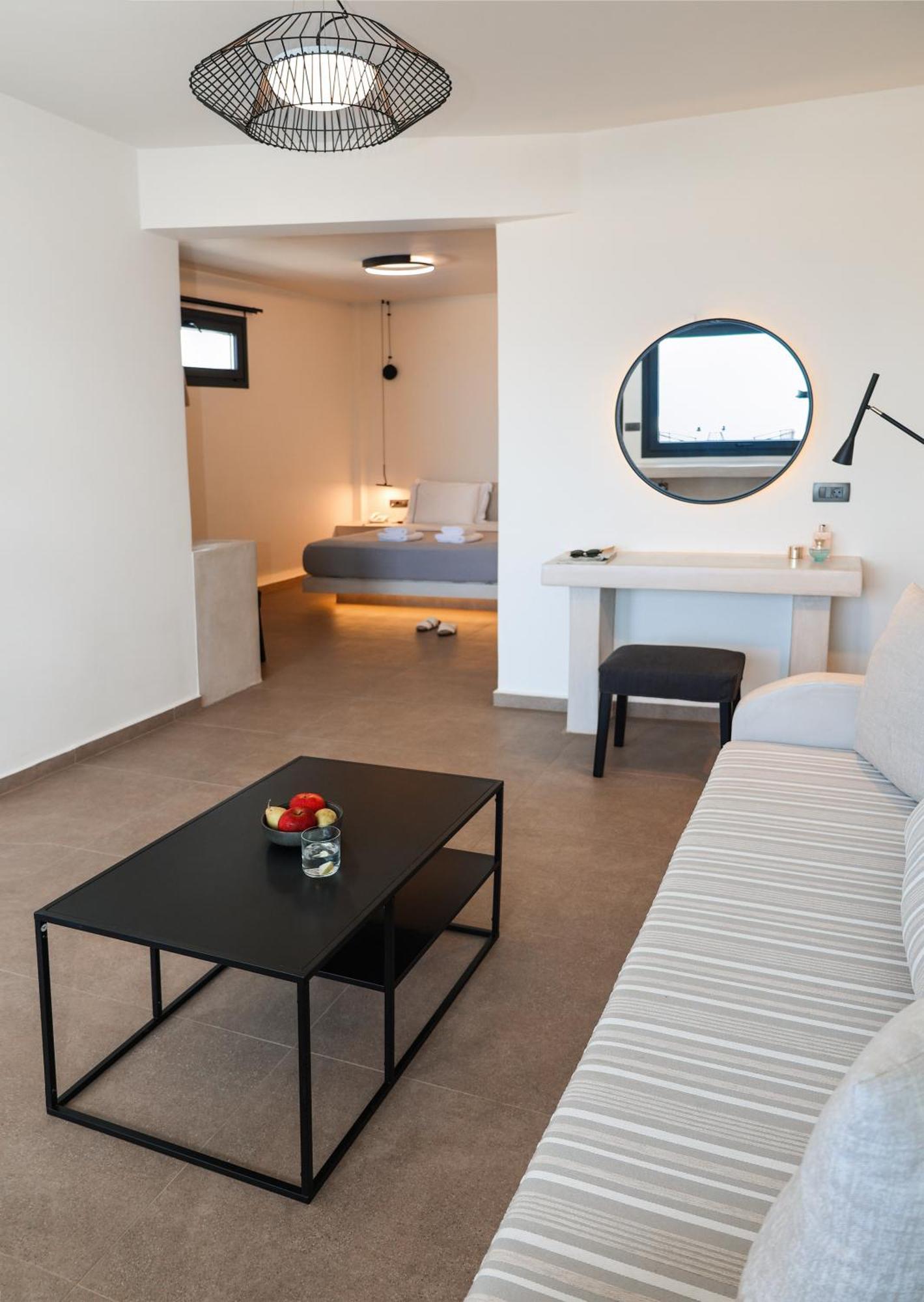 North Wind Luxury Suites Oía Dış mekan fotoğraf
