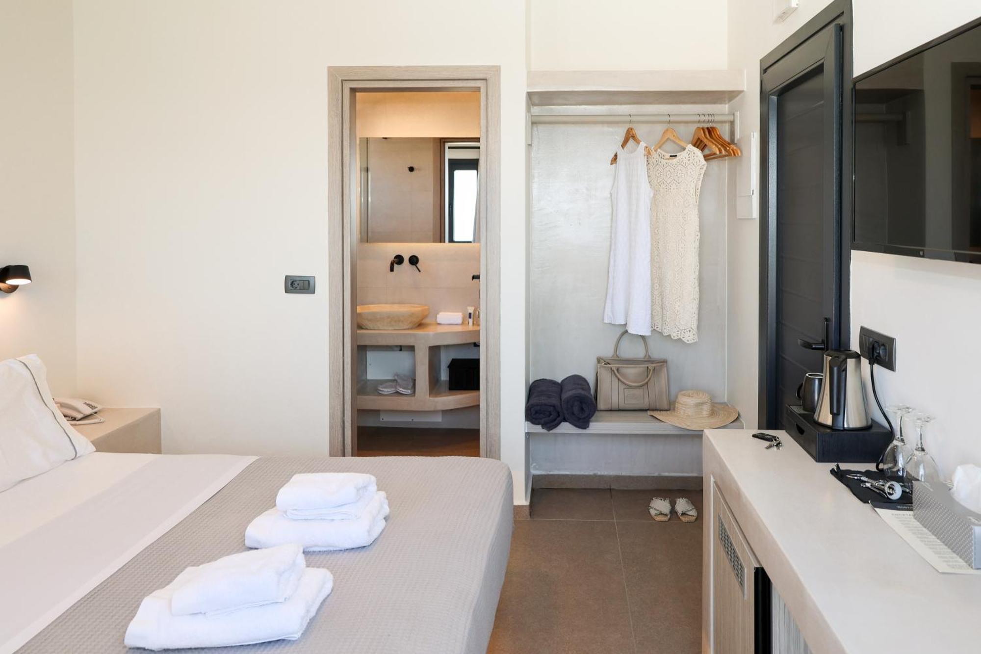 North Wind Luxury Suites Oía Dış mekan fotoğraf