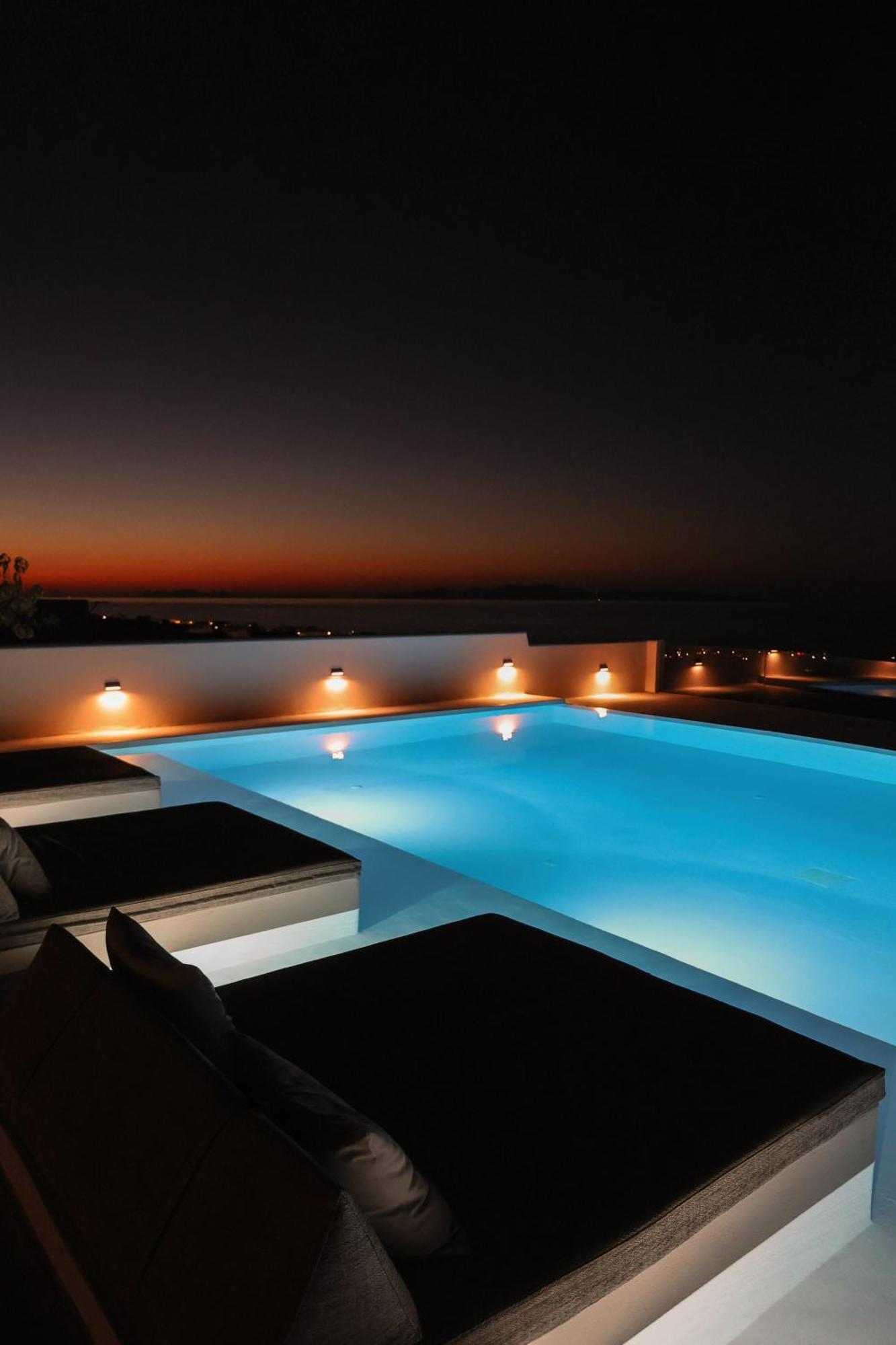 North Wind Luxury Suites Oía Dış mekan fotoğraf